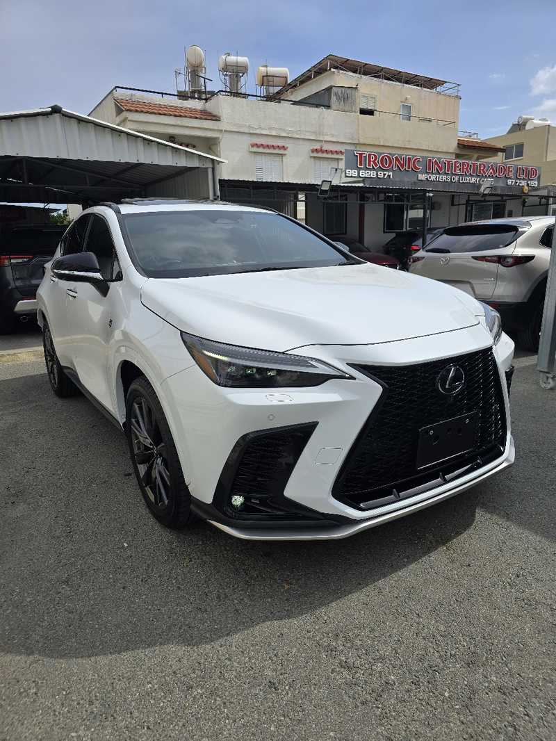 Lexus NX 2,5L 2022