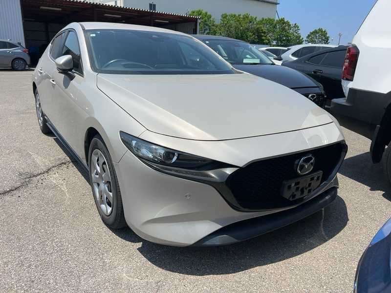 Mazda 3 1,5L 2022