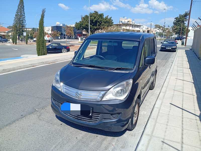 Suzuki Solio 1,3L 2013
