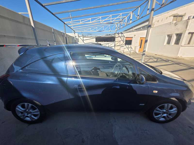 2012 Opel, Vauxhall Corsa 1,3L 2012 Cyprus