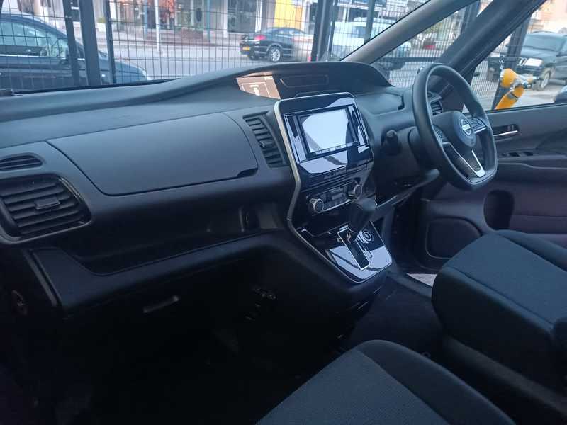 2021 Nissan Serena 2,0L 2021 Cyprus