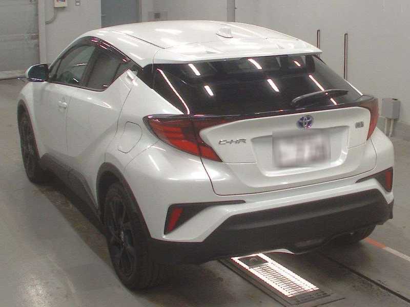 2022 Toyota C-HR 1,8L 2022 Cyprus