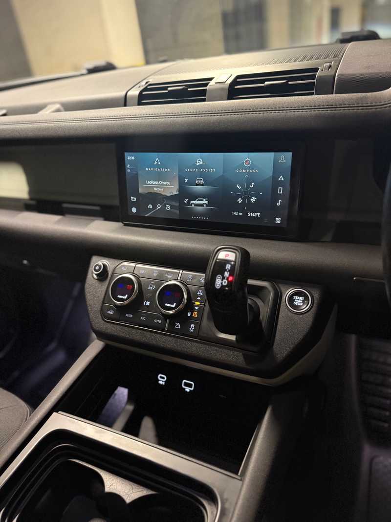 2020 Land Rover Defender 2,0L 2020 Cyprus