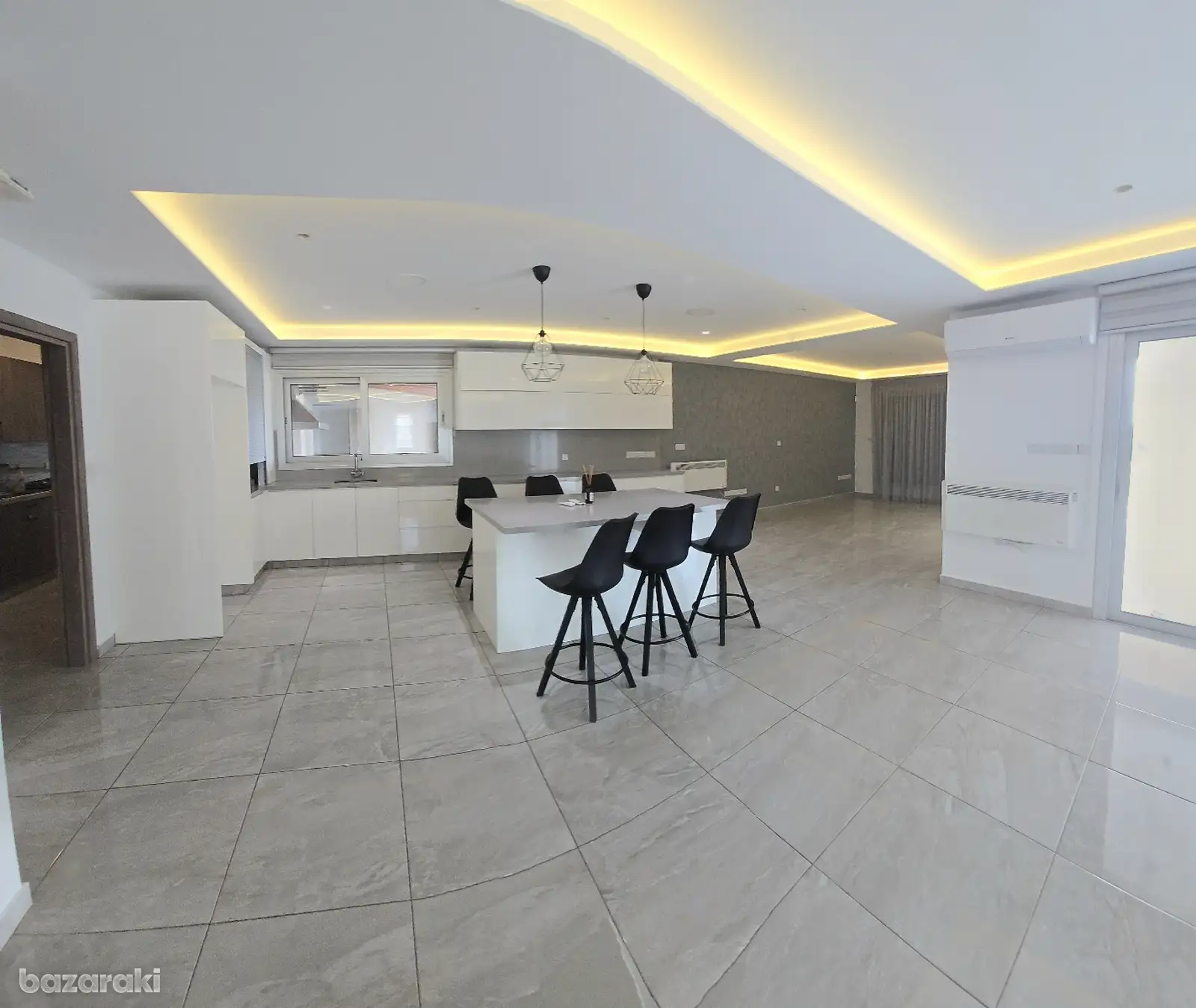 House, 4 bedrooms — 15