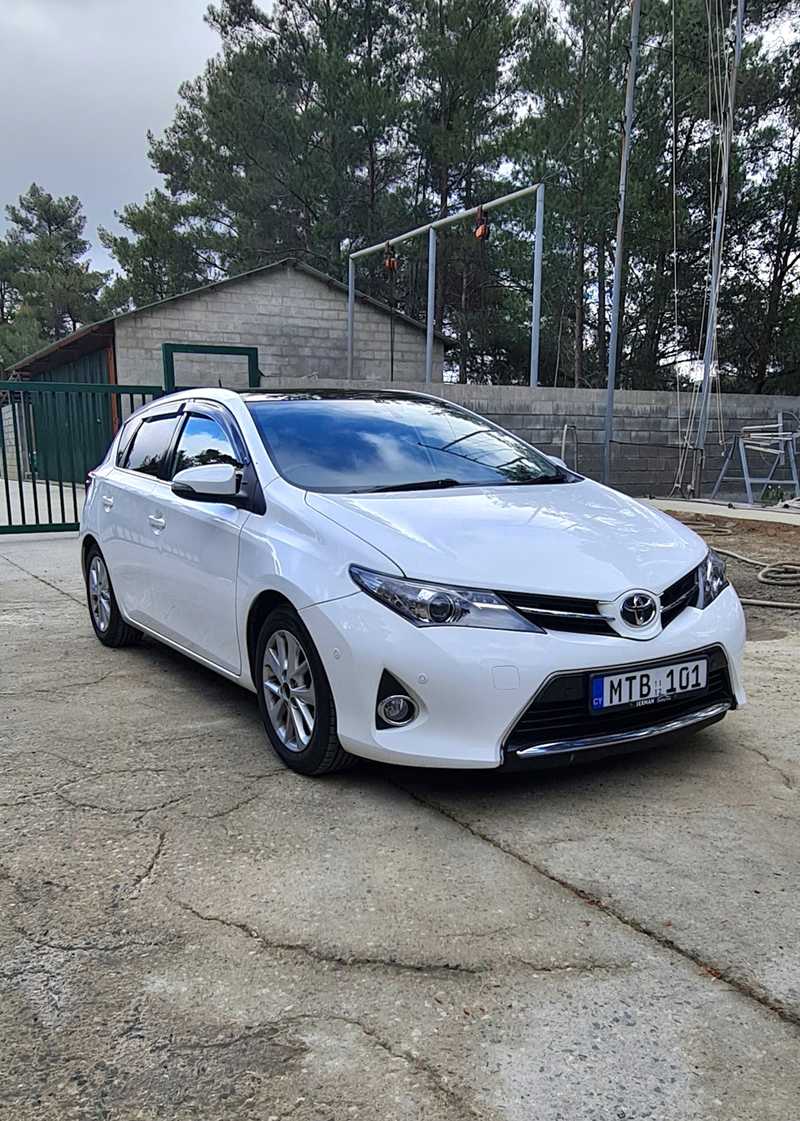 2013 Toyota Auris 1,4L 2013 Cyprus