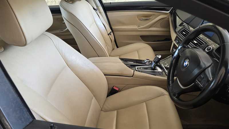 2011 BMW 5-Series 2,0L 2011 Cyprus