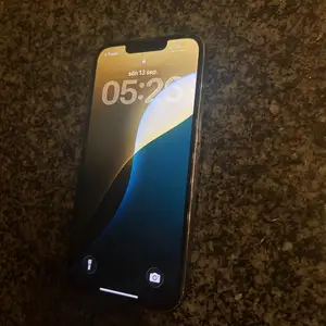 Iphone 13 pro - cracked back & front, Επαρχία Πάφου — Πάφος - Κάτω Πάφος