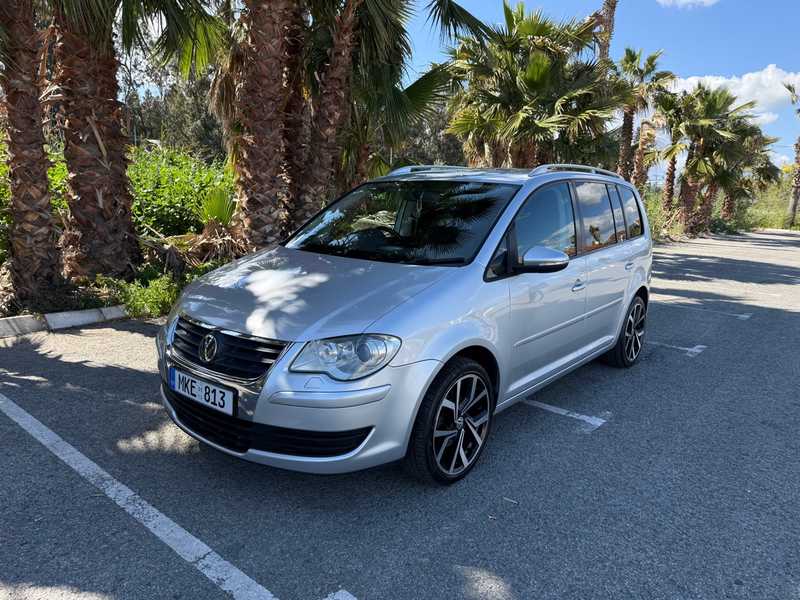 2010 Volkswagen Touran 1,4L 2010 Cyprus