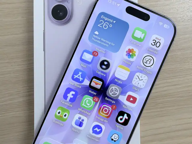 Apple iphone 17 256gb lavender, 100 battery, box & warranty, Επαρχία Λάρνακας — Αραδίππου - Απόστολος Λουκάς