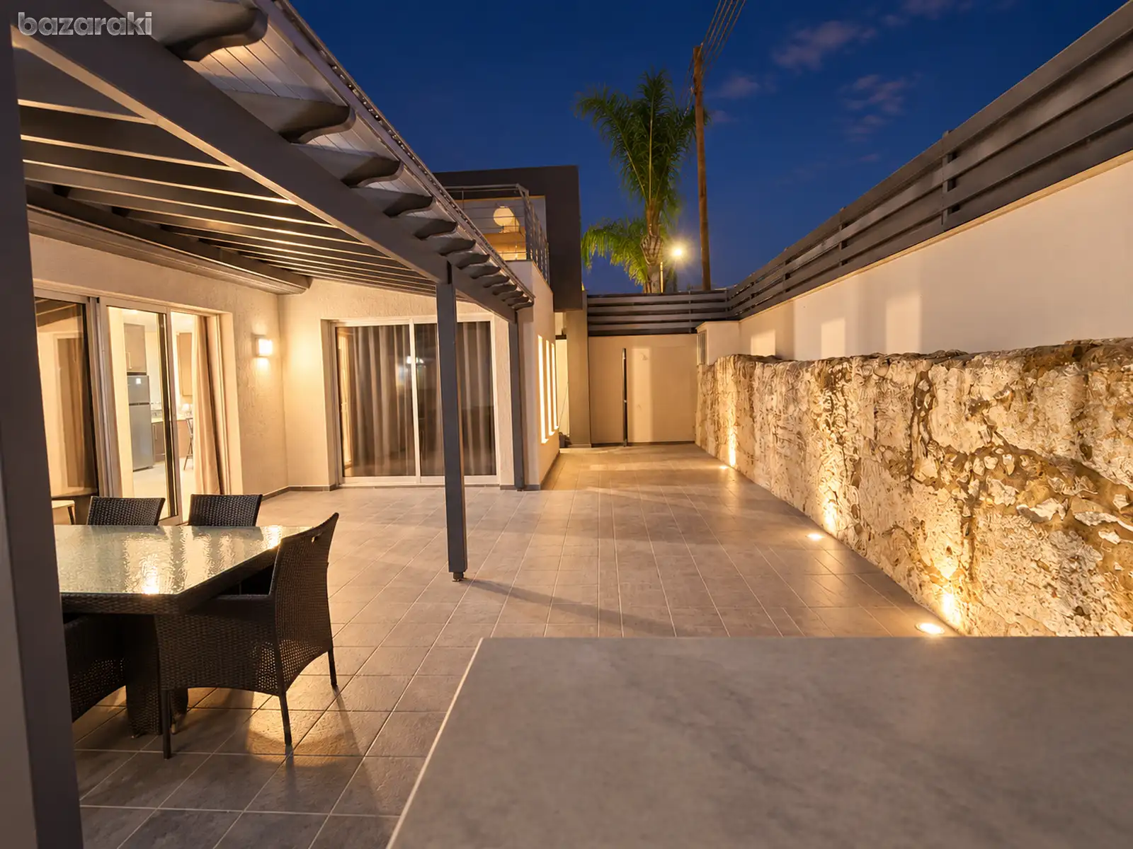 House, 3 bedrooms — 5