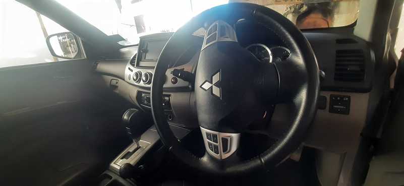 2012 Mitsubishi L200 2,5L 2012 Cyprus