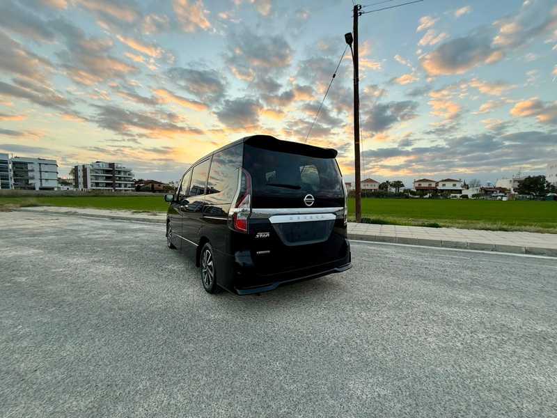 Nissan Serena 2,0L 2022