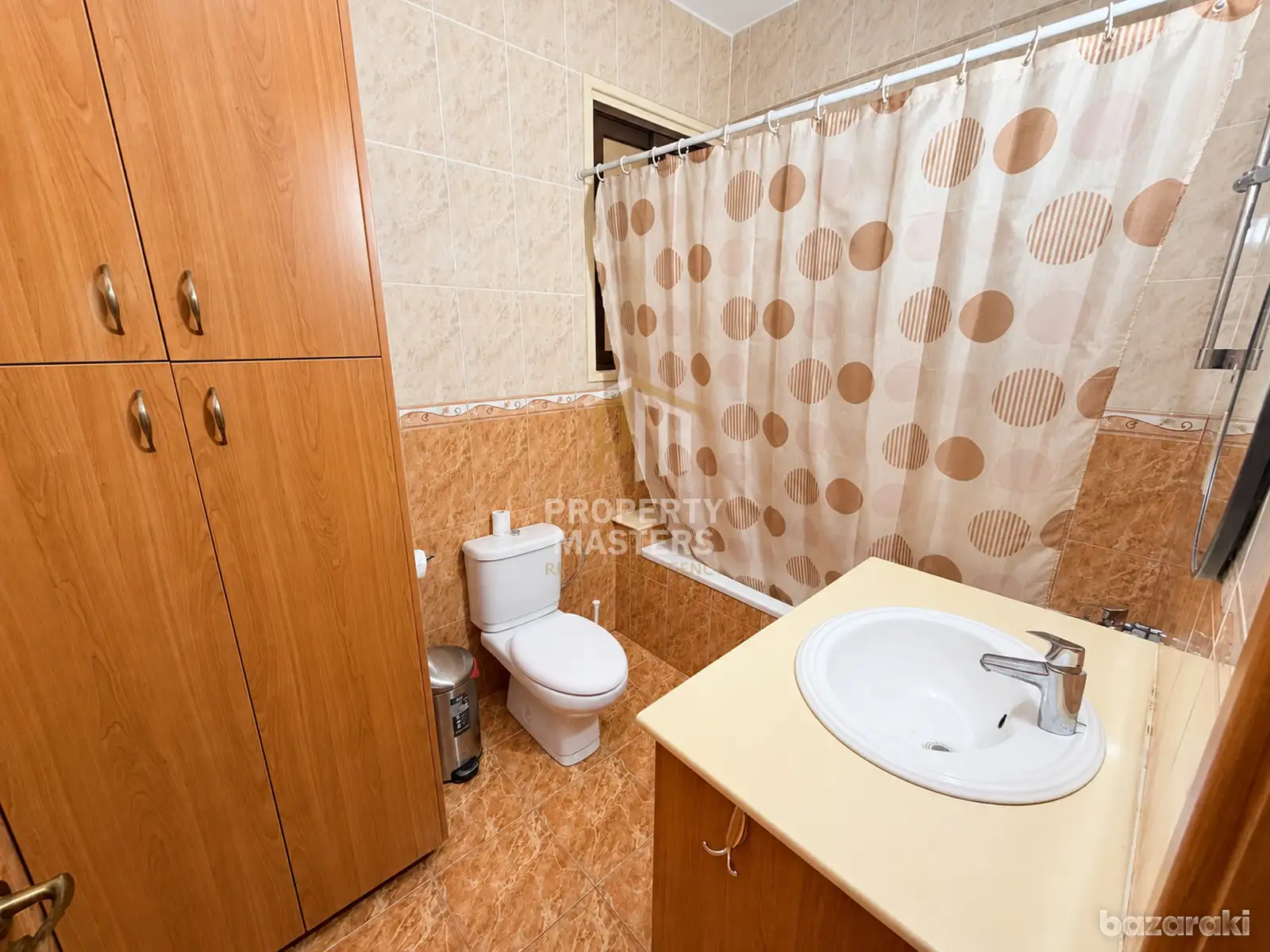 House, 3 bedrooms — 8