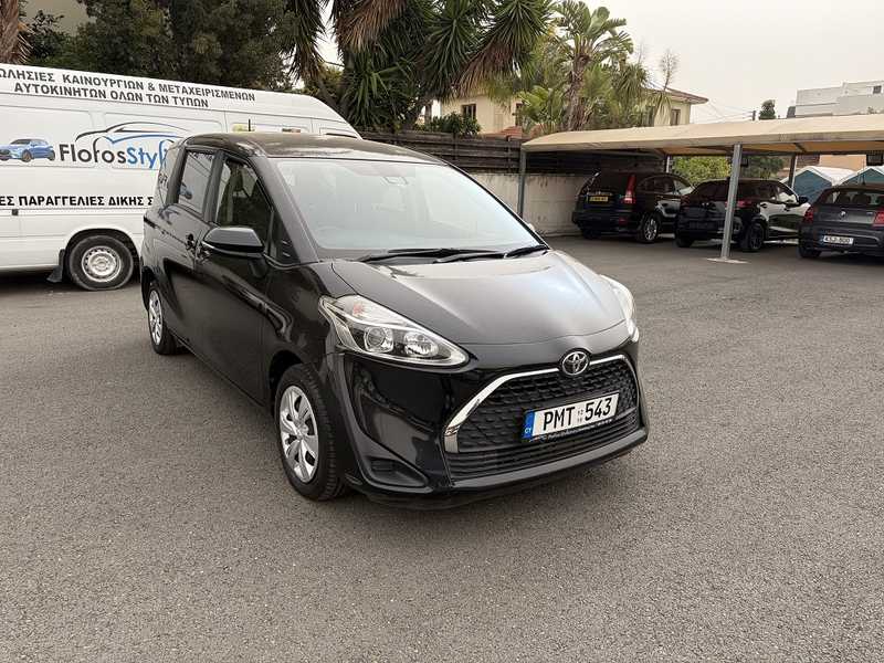 Toyota Sienta 1,5L 2018