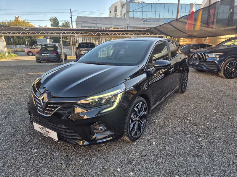 2022 Renault Clio 1,6L 2022 Cyprus