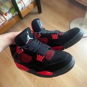 Jordan 4, Επαρχία Λευκωσίας — Στρόβολος - Εθνομαρτ Κυπριανός