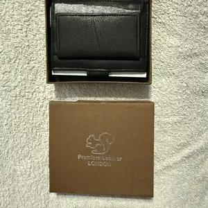 Set of watches and wallets, Επαρχία Πάφου — Γεροσκήπου