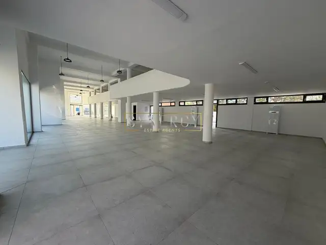 Prime large showroom/ shop in strovolos, Επαρχία Λευκωσίας — Στρόβολος - Χρυσελεούσα