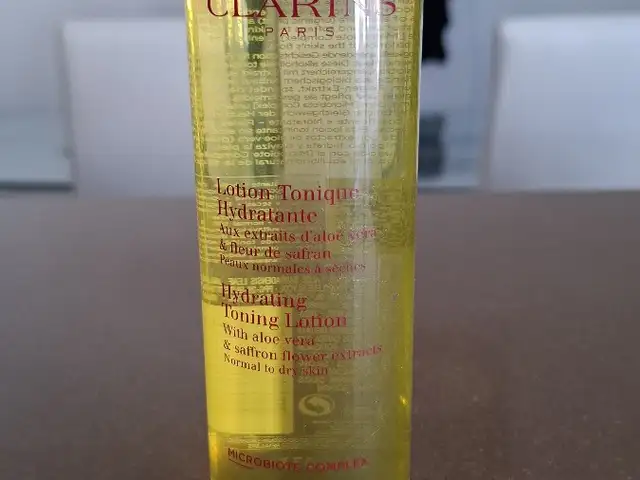Clarins Hydrating Toning Lotion Yellow, Επαρχία Λευκωσίας — Λευκωσία - Λυκαβηττός