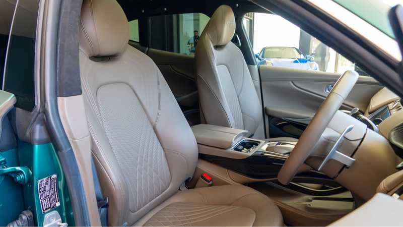 2023 Aston Martin DBX 4,0L 2023 Cyprus