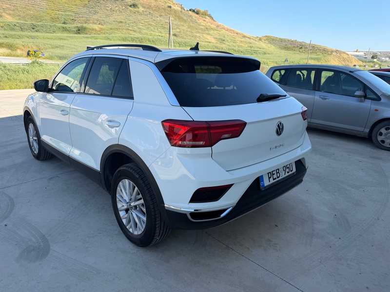 2022 Volkswagen T-Roc 1,5L 2022 Cyprus