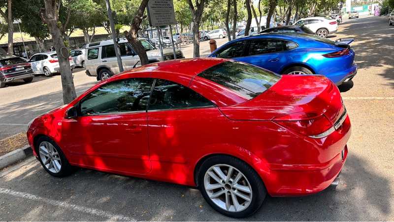 2008 Opel, Vauxhall Astra 1,6L 2008 Cyprus