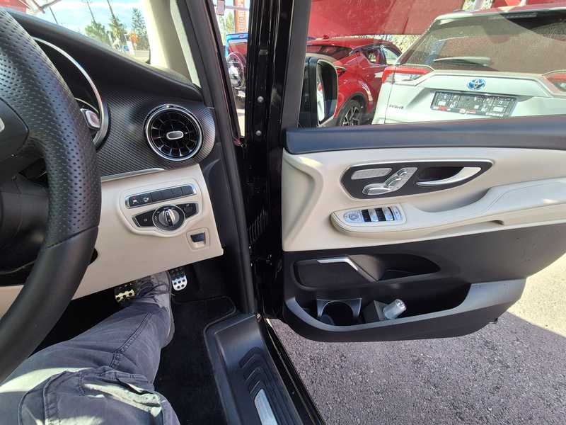 2021 Mercedes-Benz V-Class 2,2L 2021 Cyprus
