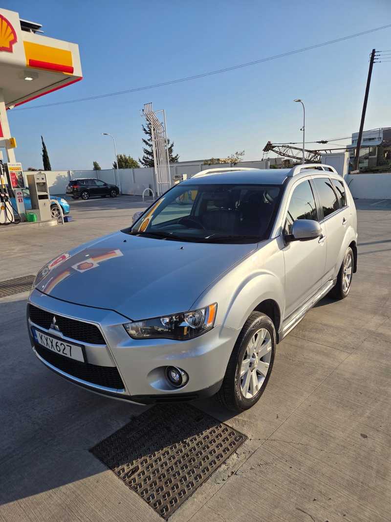 2010 Mitsubishi Pajero 2,1L 2010 Cyprus