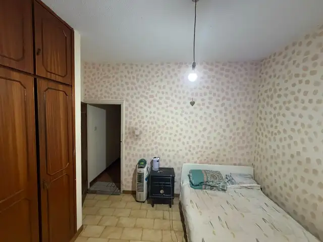 Room for girls or boy ideally asian country, Limassol — Limassol - Mesa Geitonia