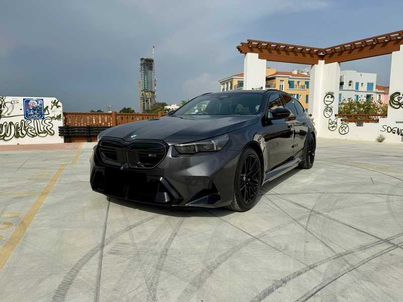 BMW M5 4,4L 2025