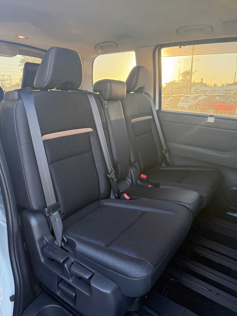 2024 Nissan Serena 2,0L 2024 Cyprus