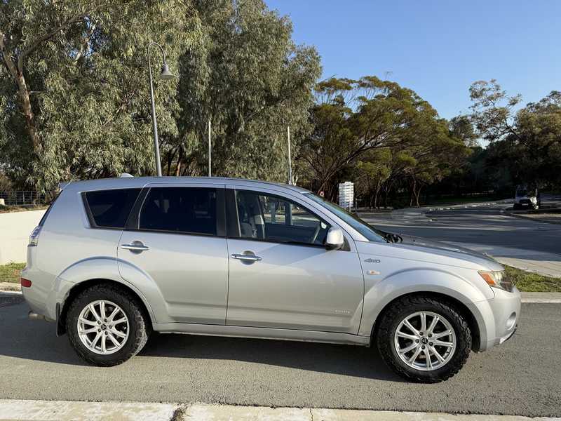 2008 Mitsubishi Outlander 2,0L 2008 Cyprus