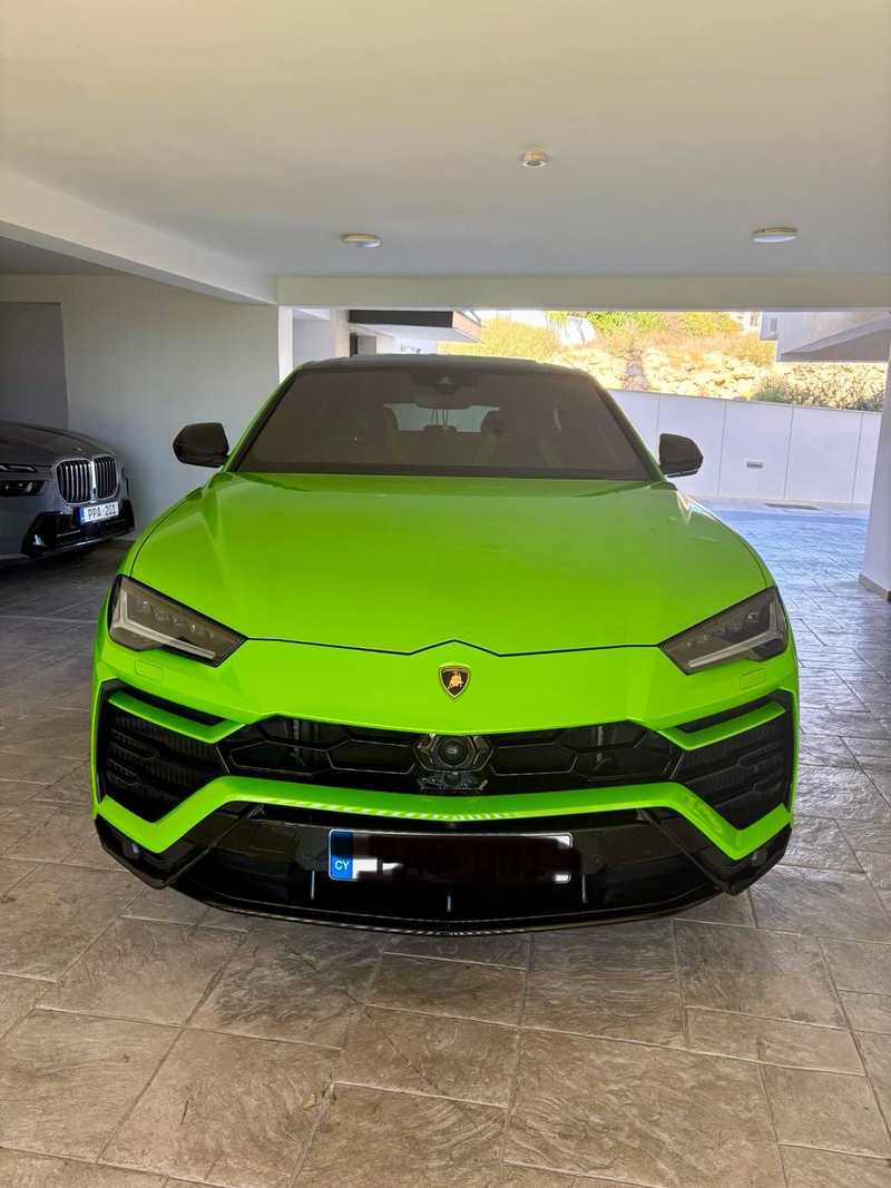 2021 Lamborghini Urus 4,0L 2021 Cyprus
