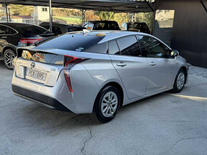 2018 Toyota Prius 1,8L 2018 Cyprus