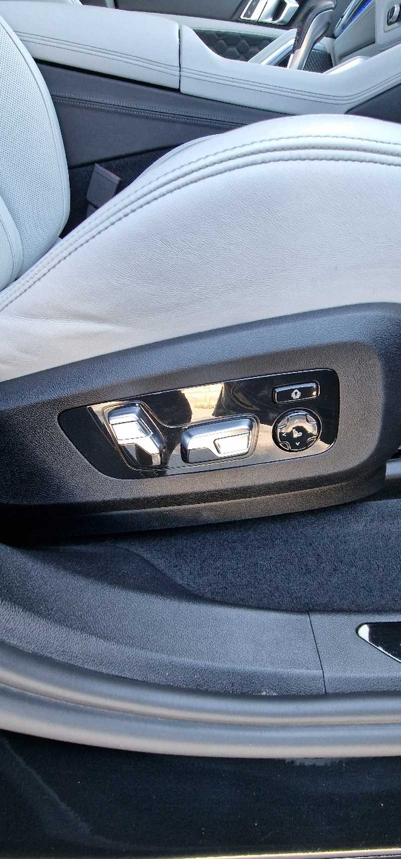 2023 BMW X6M 4,4L 2023 Cyprus