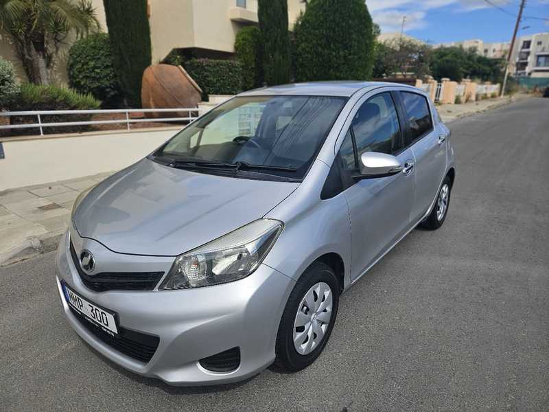2011 Toyota Vitz 1,3L 2011 Cyprus