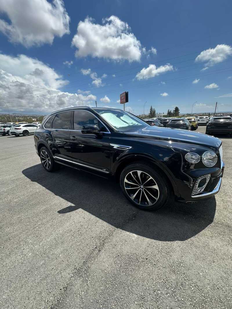 2023 Bentley Bentayga 4,0L 2023 Cyprus