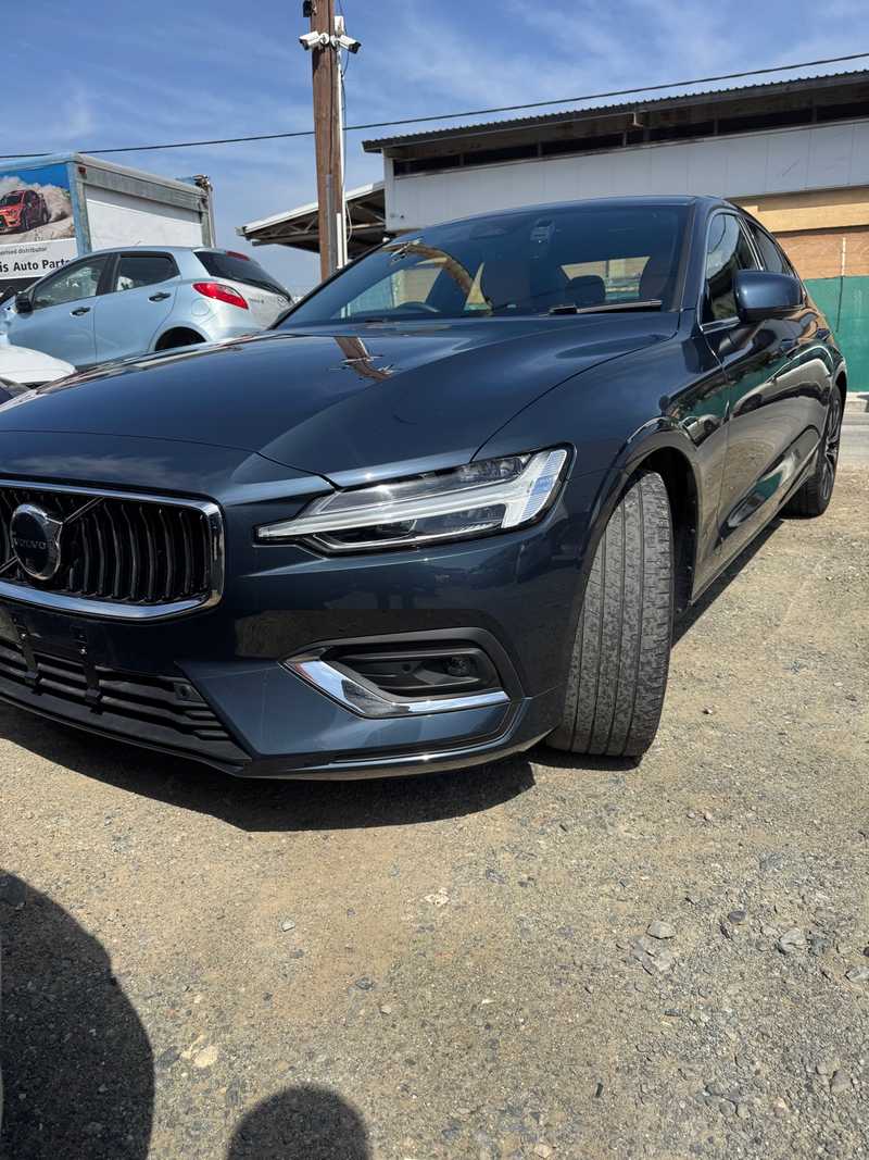 Volvo S60 2,0L 2023