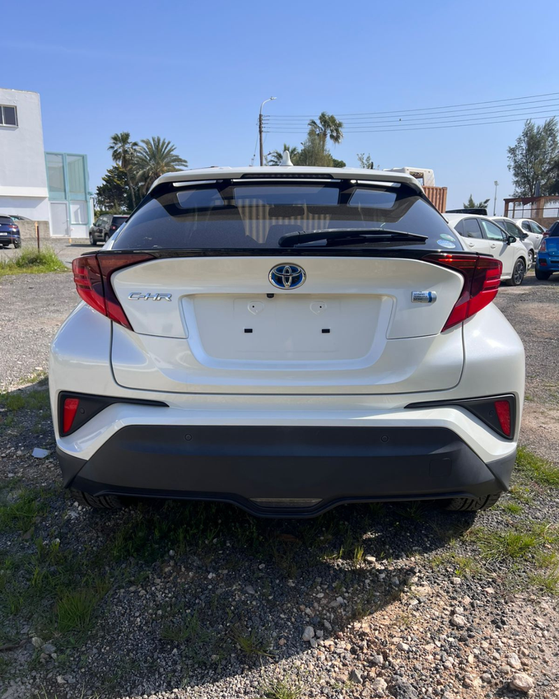2021 Toyota C-HR 1,5L 2021 Cyprus