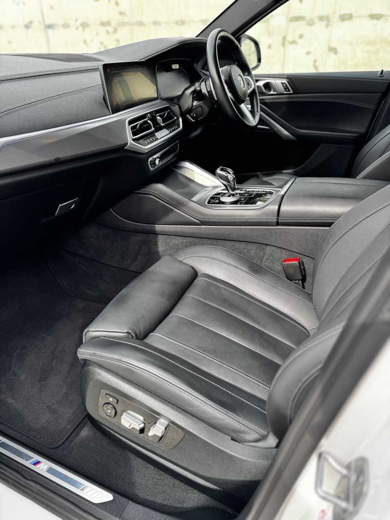 2022 BMW X6 3,0L 2022 Cyprus