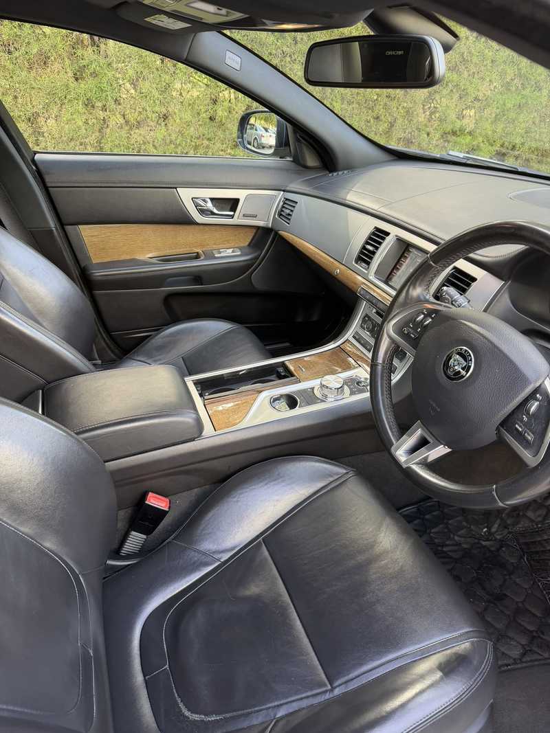 2014 Jaguar XF 2,2L 2014 Cyprus