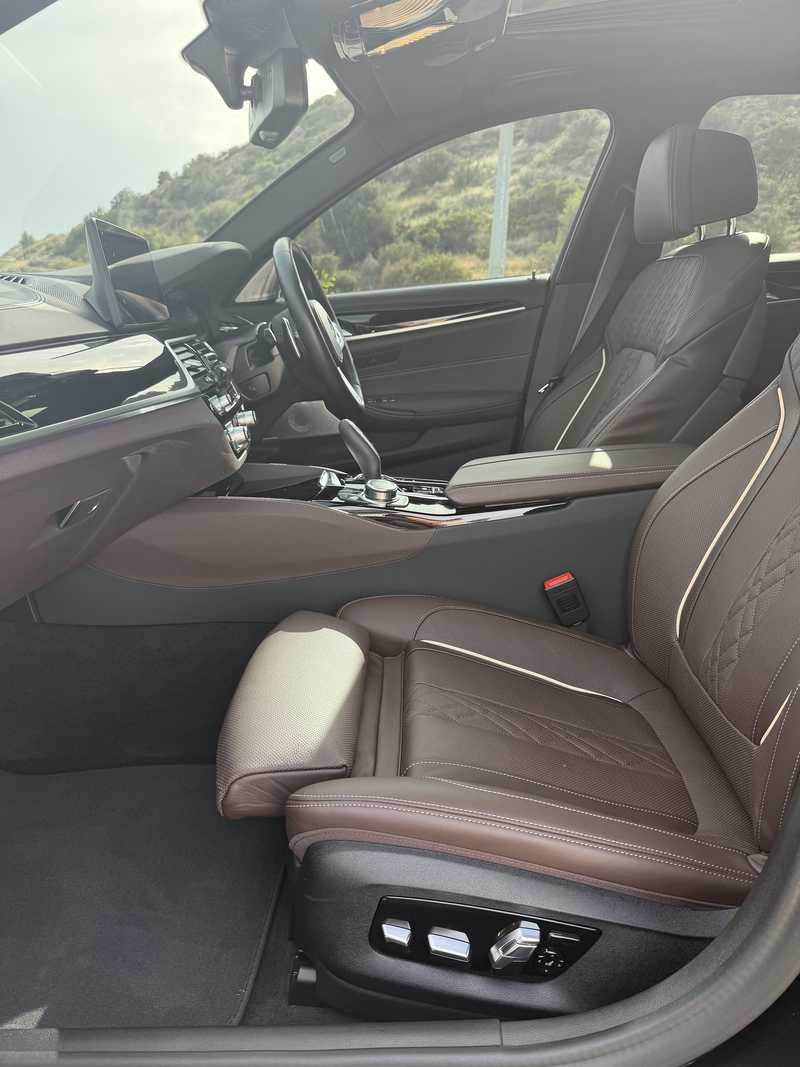 2022 BMW 5-Series 4,4L 2022 Cyprus