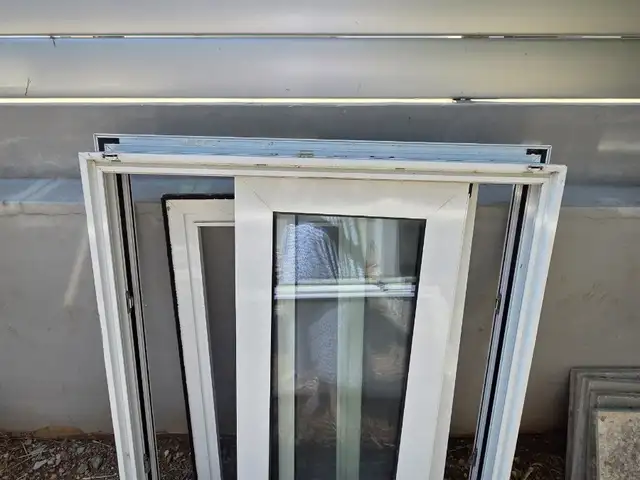 Window with frame, Επαρχία Λεμεσού — Κάτω Πολεμίδια