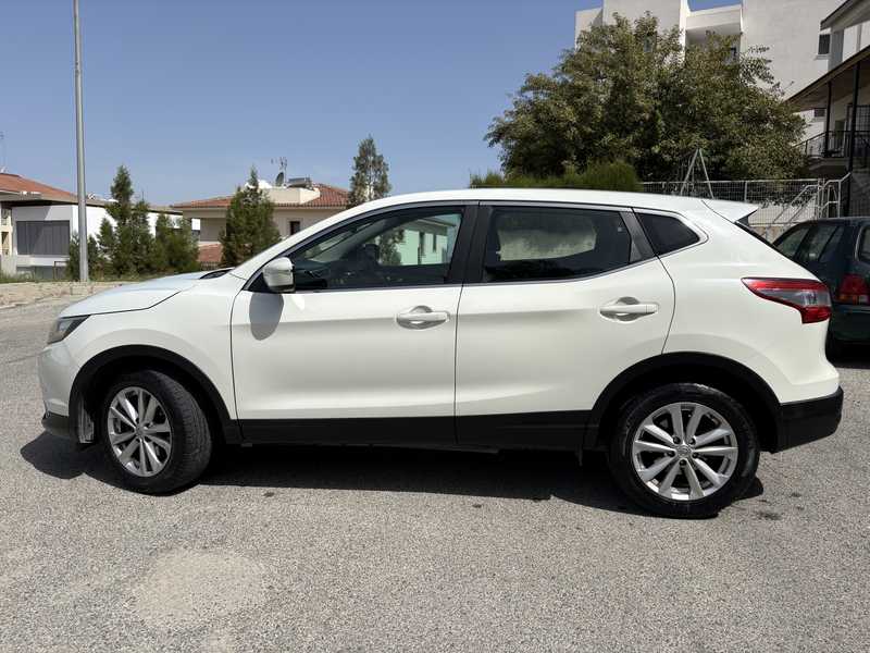 2014 Nissan Qashqai 1,6L 2014 Cyprus