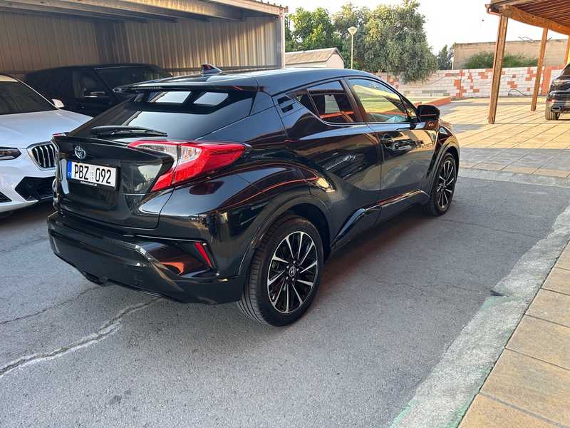 2017 Toyota C-HR 1,8L 2017 Cyprus