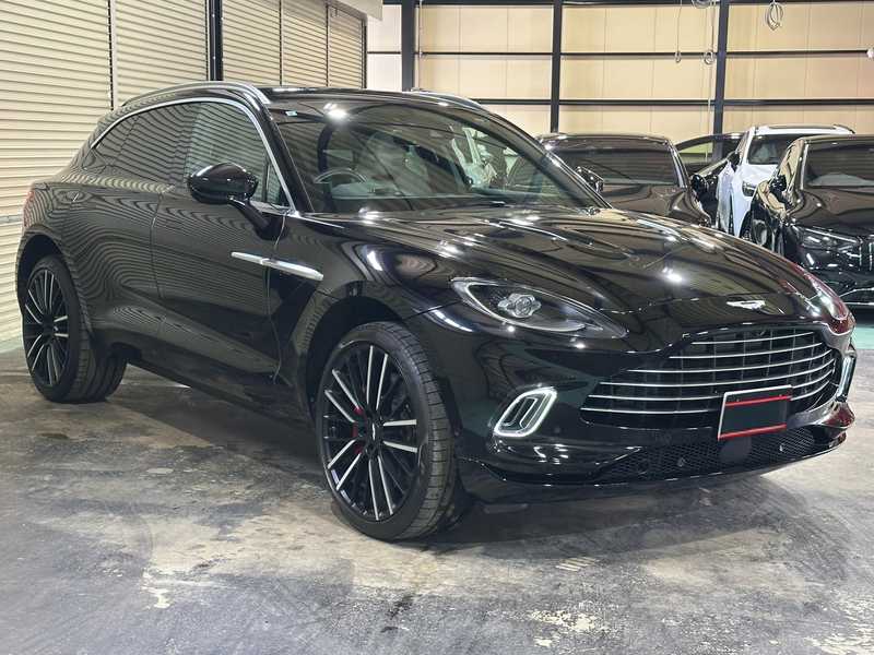 Aston Martin DBX 4,0L 2023