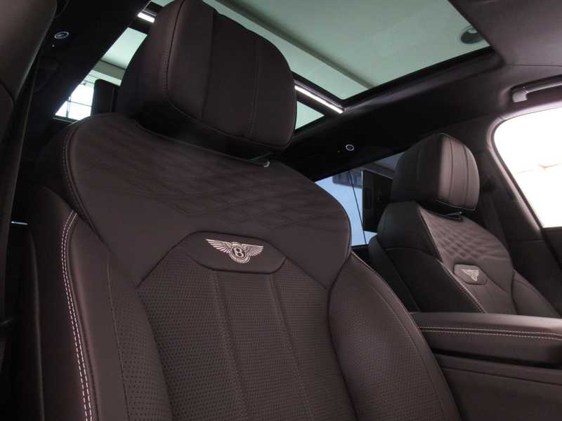 2023 Bentley Bentayga 4,0L 2023 Cyprus