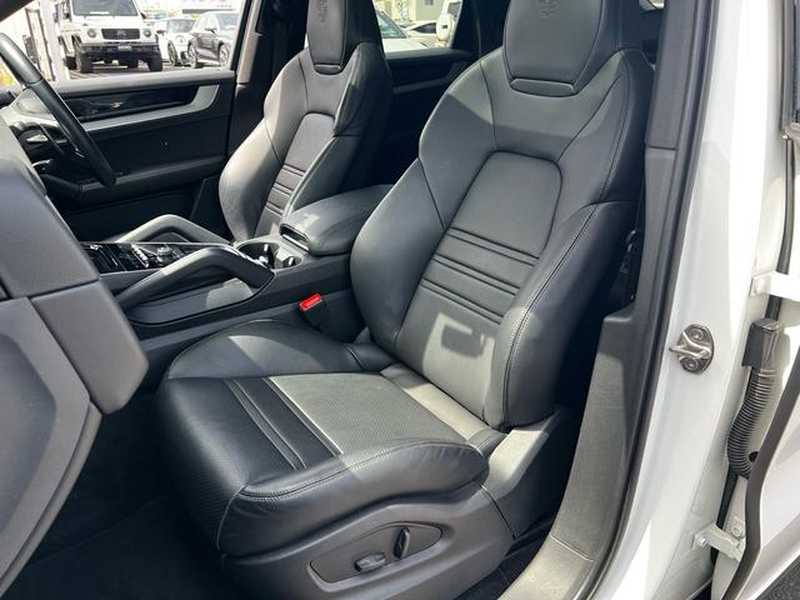 2023 Porsche Cayenne 3,0L 2023 Cyprus