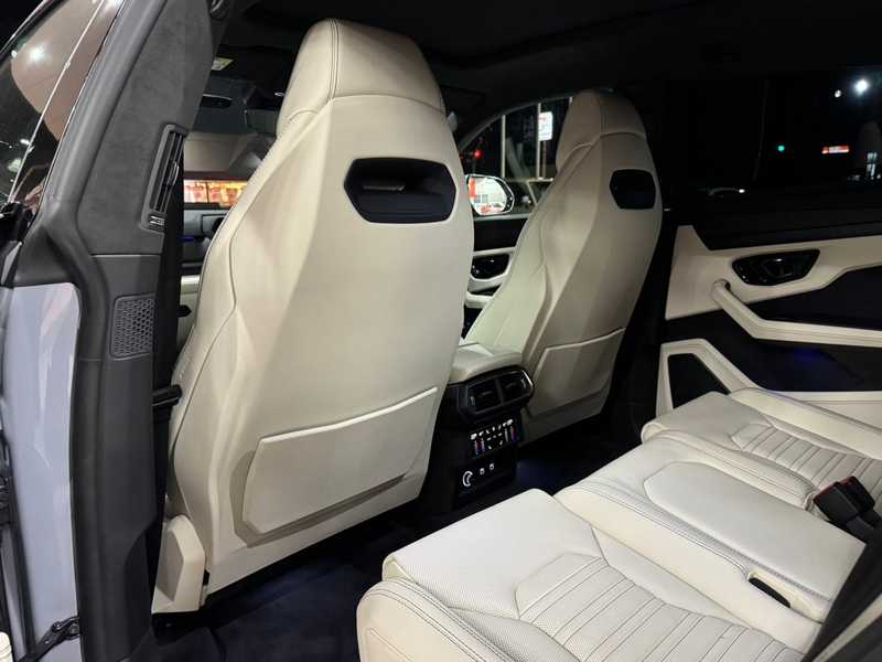 2025 Lamborghini Urus 4,0L 2025 Cyprus