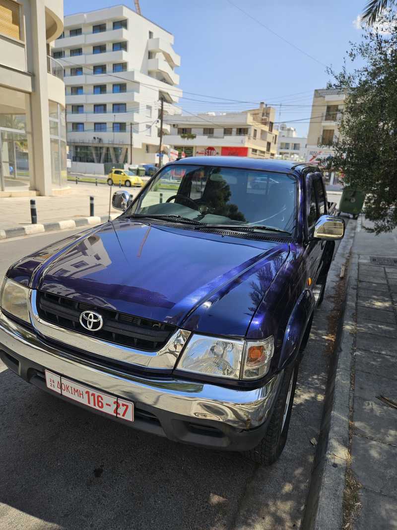 2005 Toyota Hilux 2,5L 2005 Cyprus